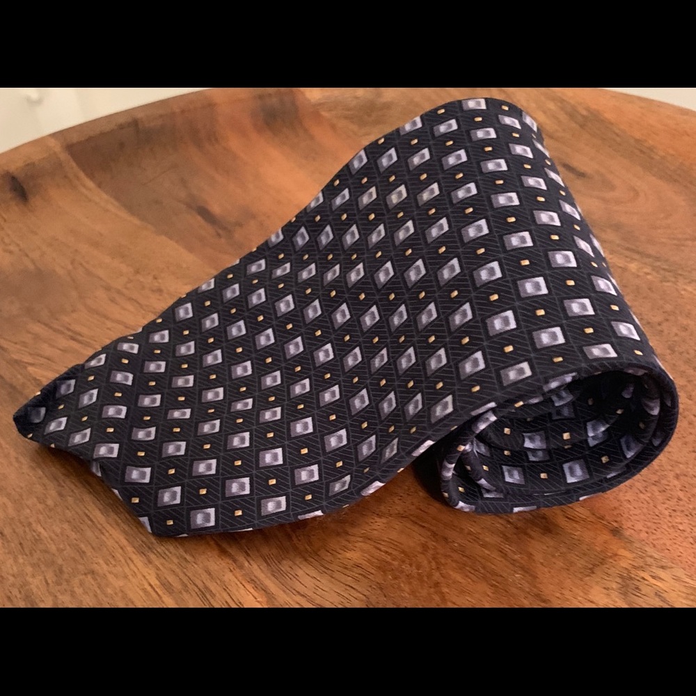 Bergamo New York Navy and Light Blue Neck Tie